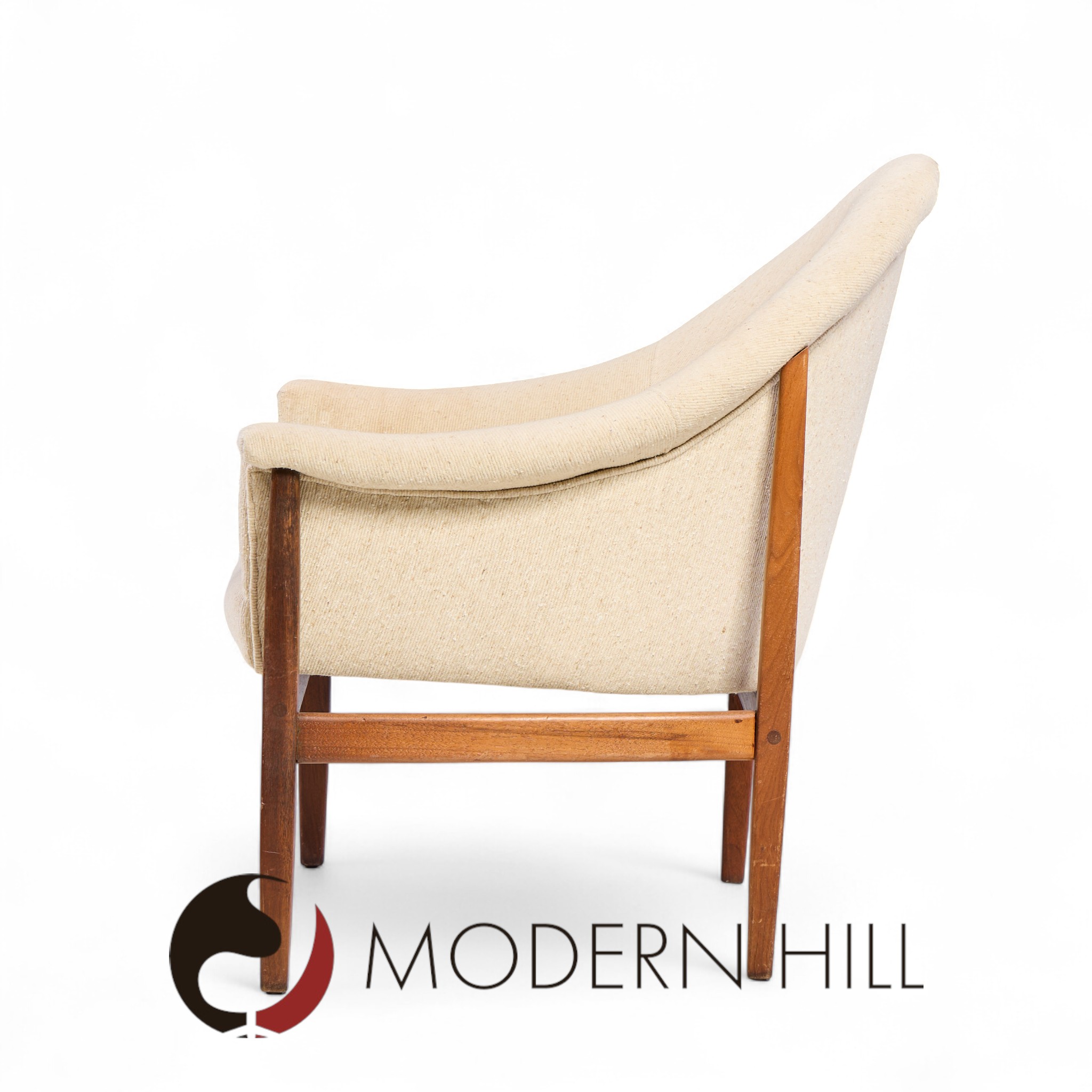 Milo Baughman for Thayer Coggin Mid Century Walnut Tufted Lounge Chair