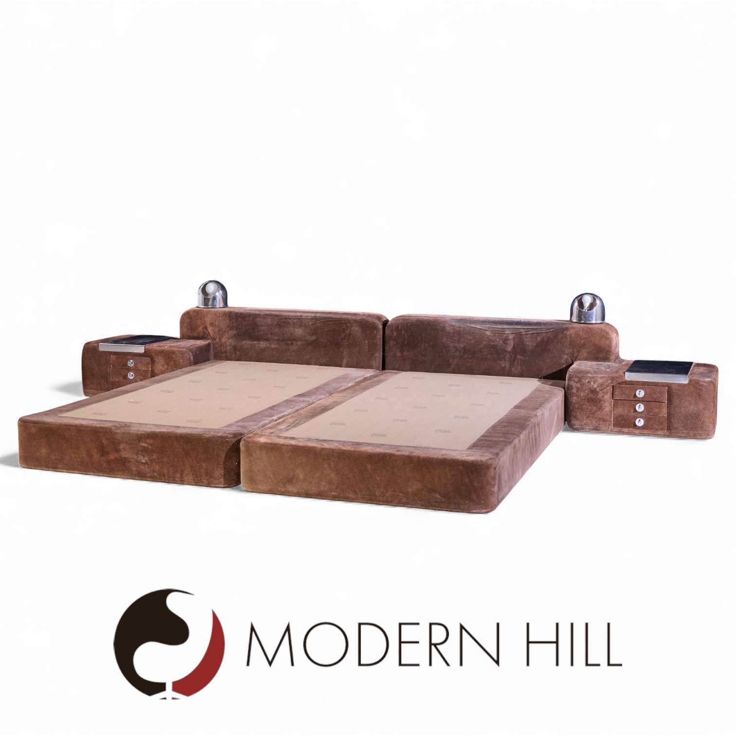 Guido Faleschini for I4 Mariani Tucroma Mid Century Suede Leather King Platform Bed with Nightstands