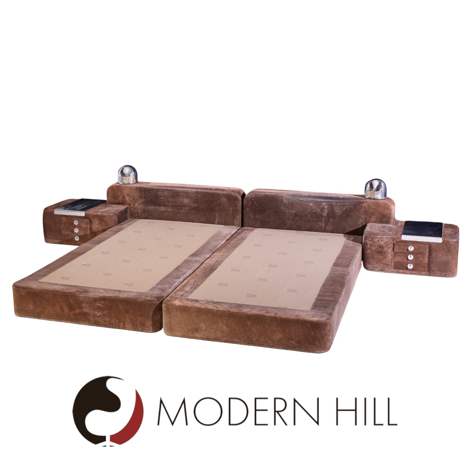 Guido Faleschini for I4 Mariani Tucroma Mid Century Suede Leather King Platform Bed with Nightstands