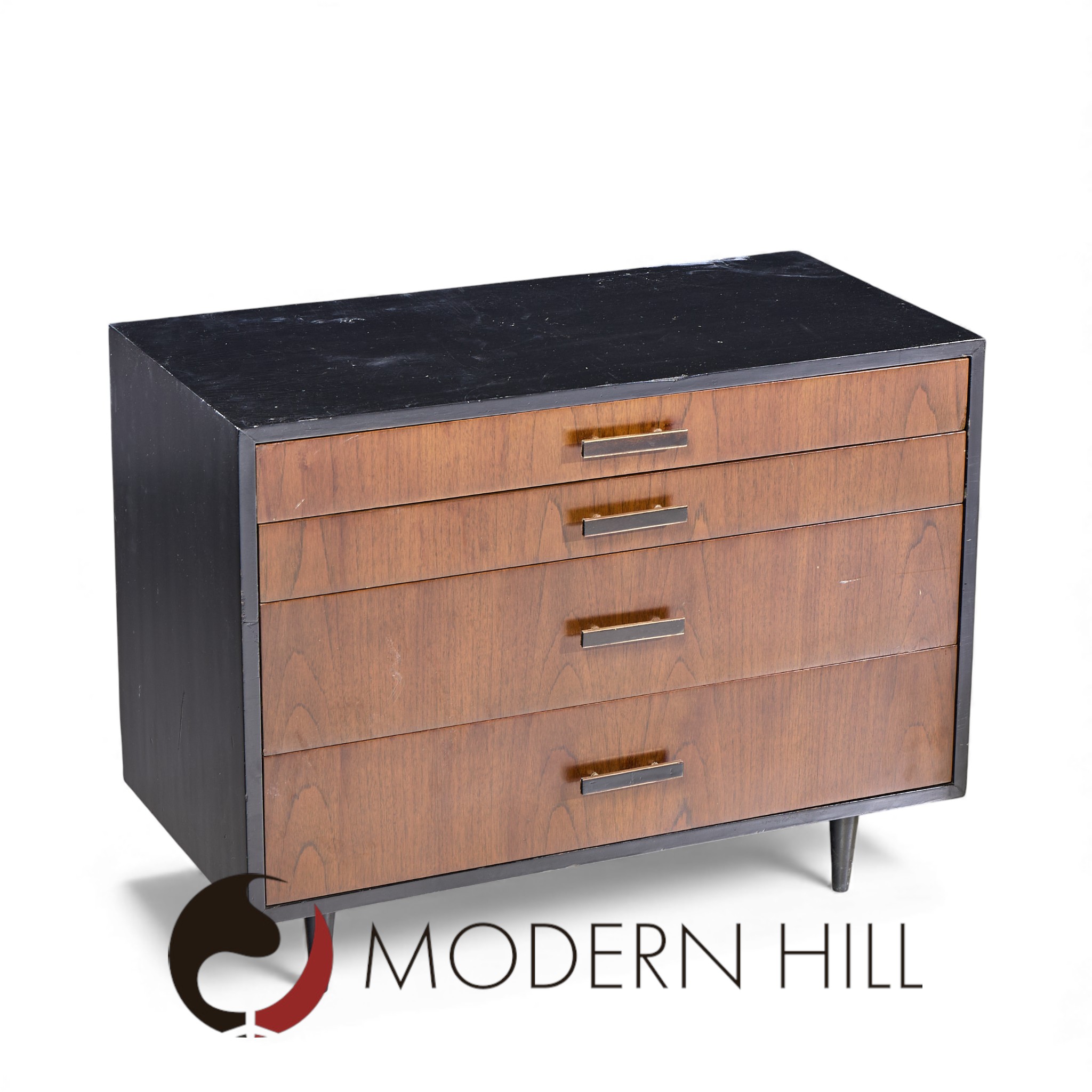 Harvey Probber Mid Century Rosewood 4 Drawer Dresser Chest of Drawers - Pair