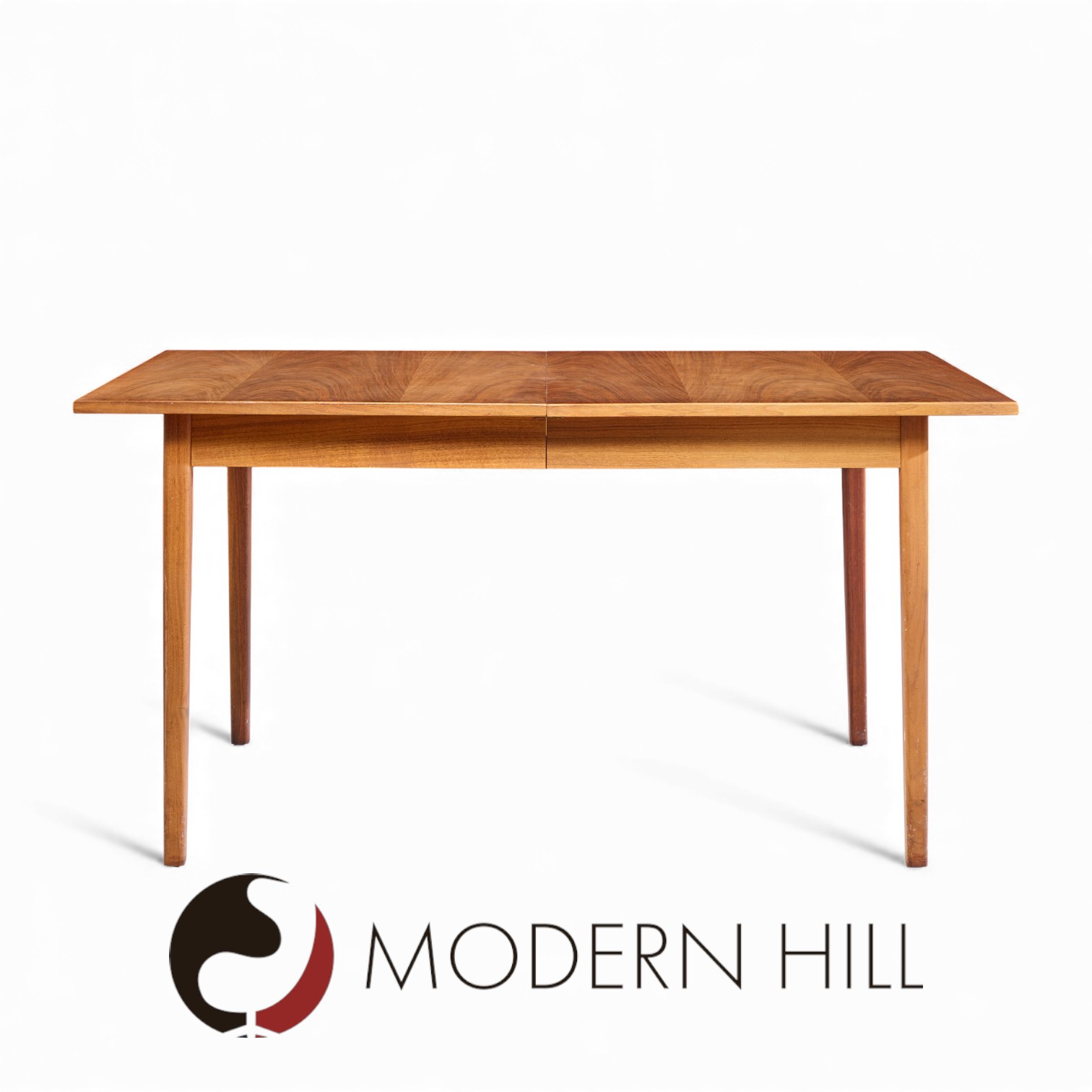 Jack Cartwright for Founders Mid Century Walnut Expanding Walnut Dining Table with 2 Leaves