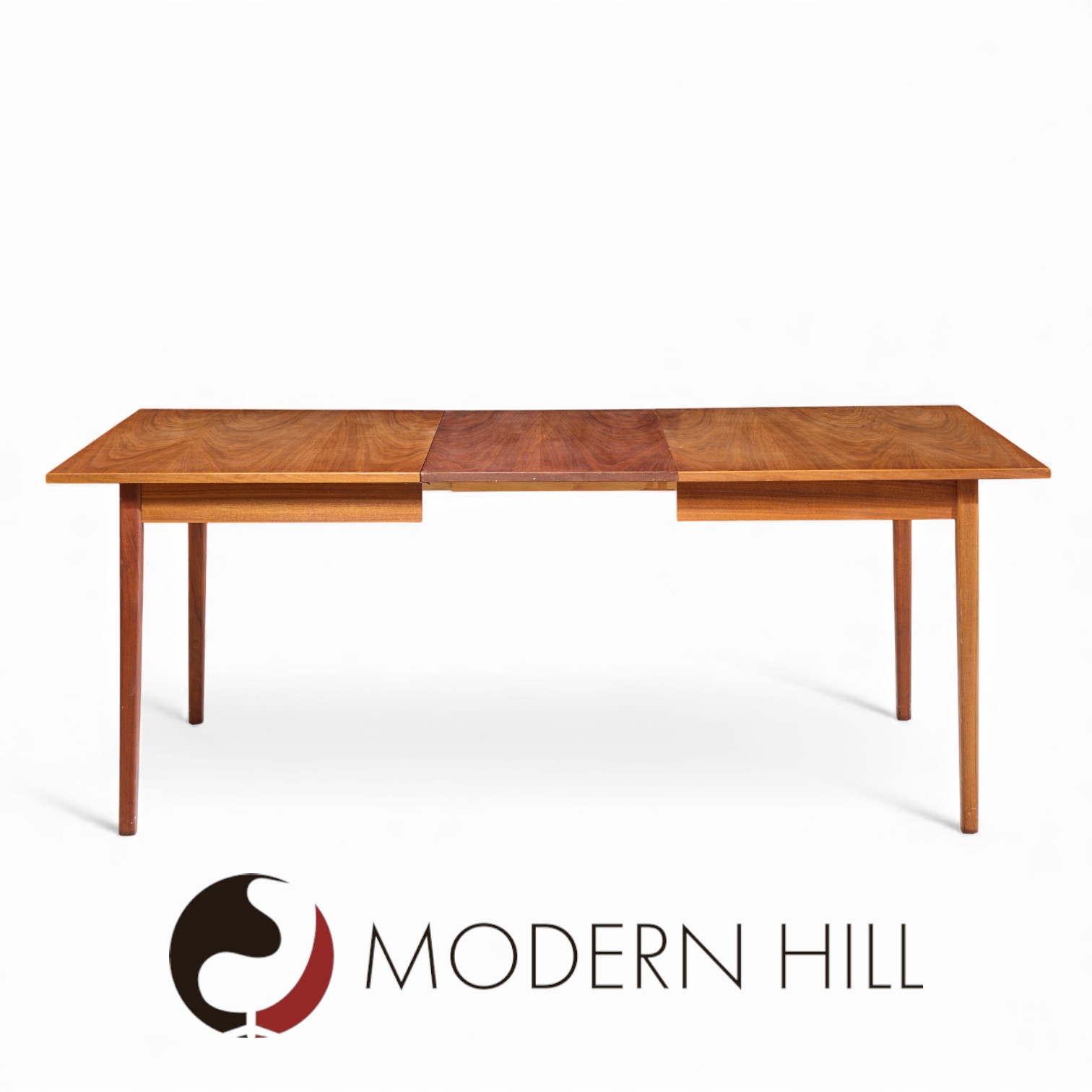 Jack Cartwright for Founders Mid Century Walnut Expanding Walnut Dining Table with 2 Leaves