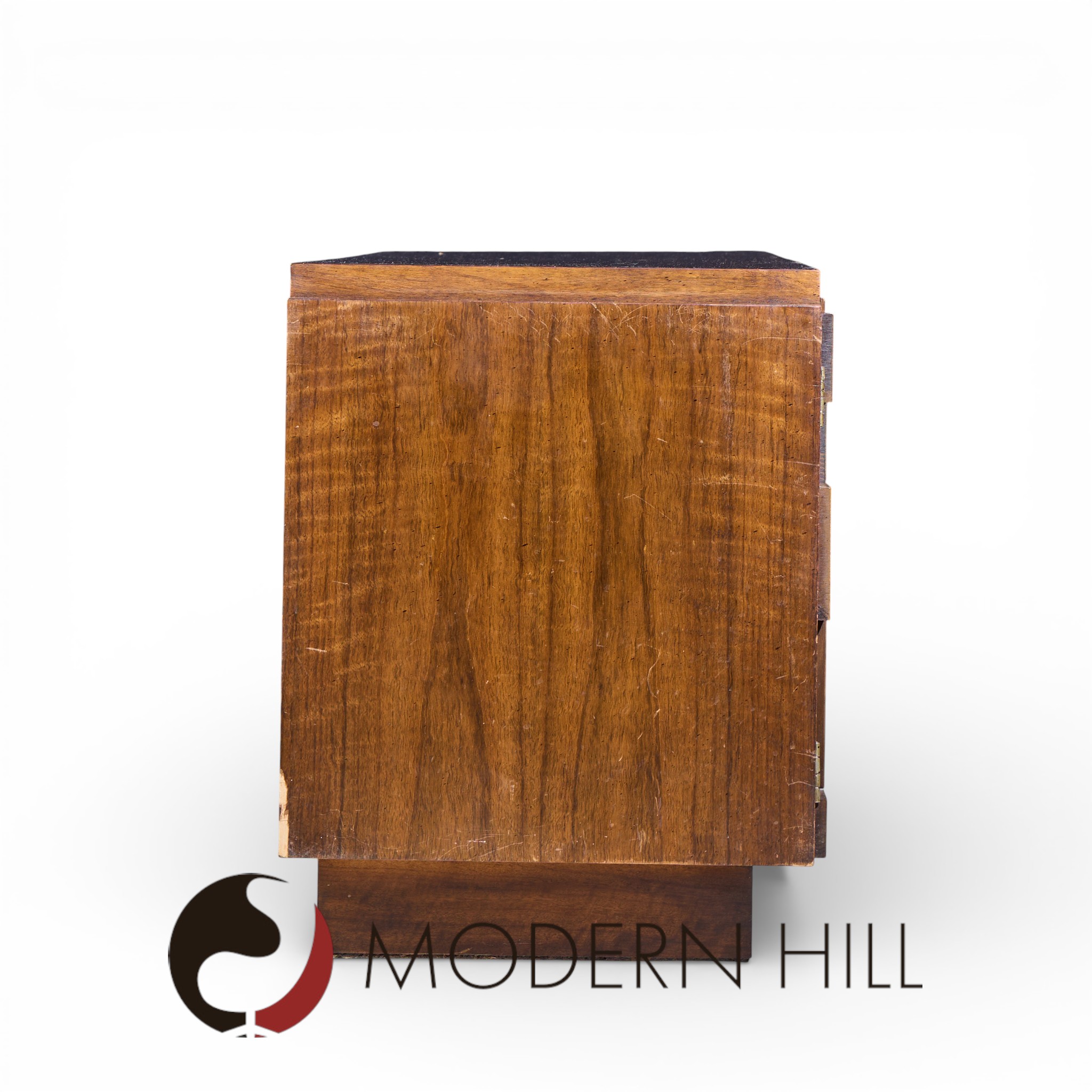 Lane Staccato Brutalist Mid Century Walnut Credenza