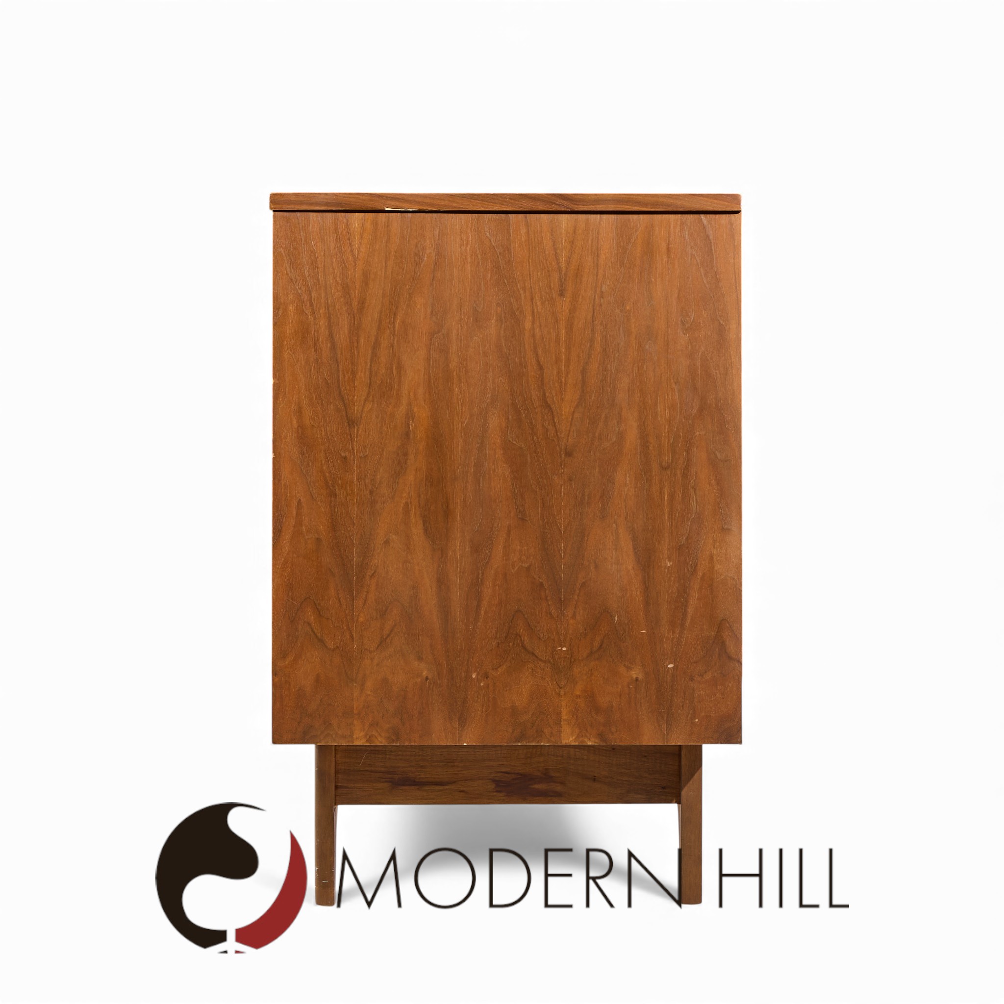 Young Manufacturing Mid Century Lowboy Dresser