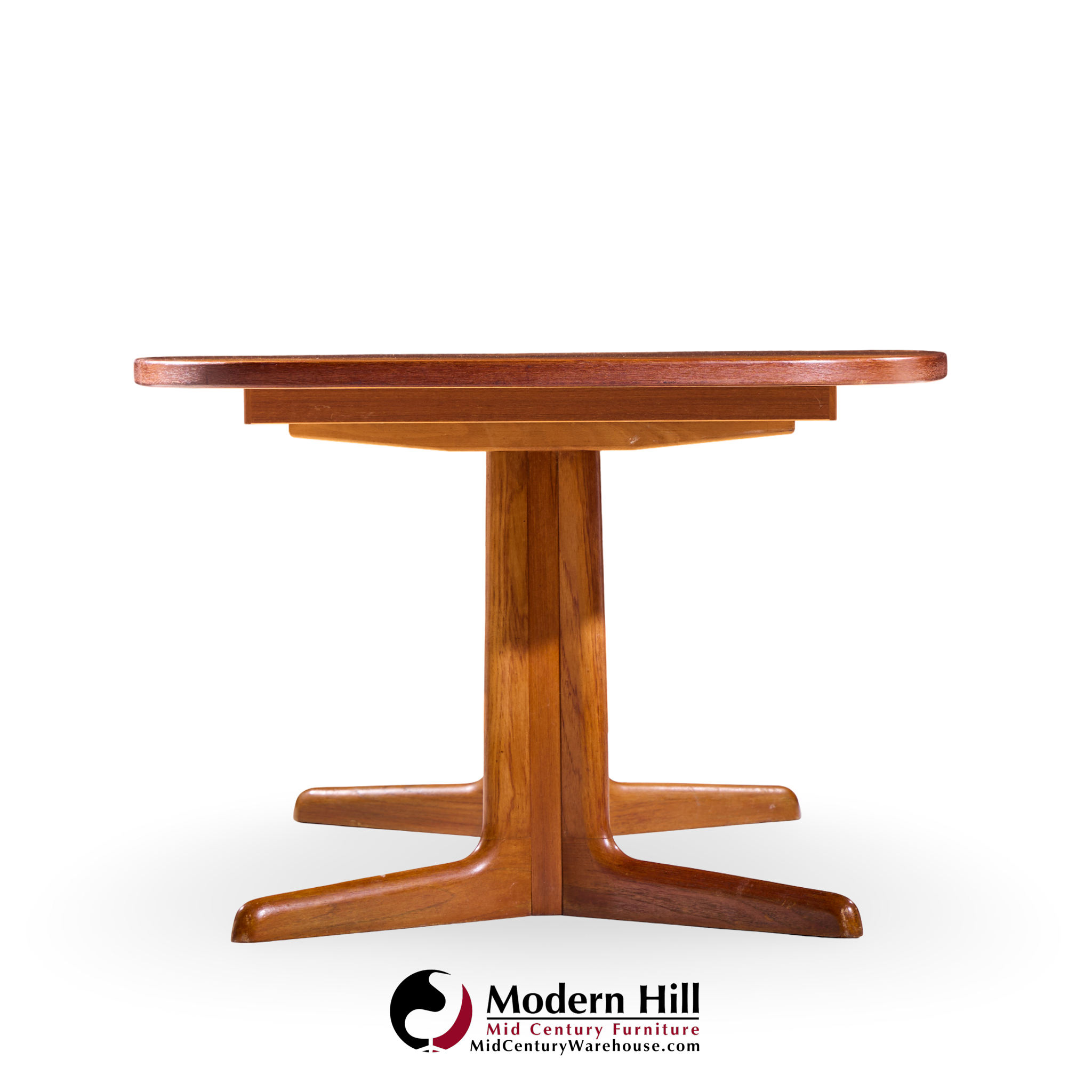Gudme Møbelfabrik Mid Century Danish Teak Expanding Dining Table with 2 Leaves