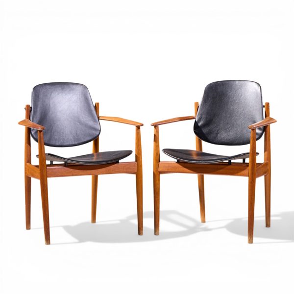 Arne Vodder for France and Son Fd-184 Mid Century Danish Teak Dining Chairs - Pair