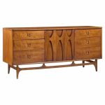 broyhill brasilia mid century walnut 9 drawer lowboy dresser