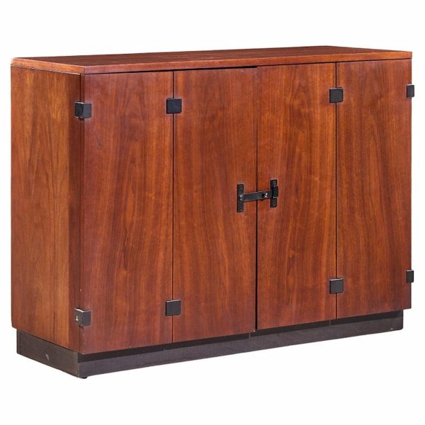 Milo Baughman for Directional Mid Century Walnut Bar Console Credenza