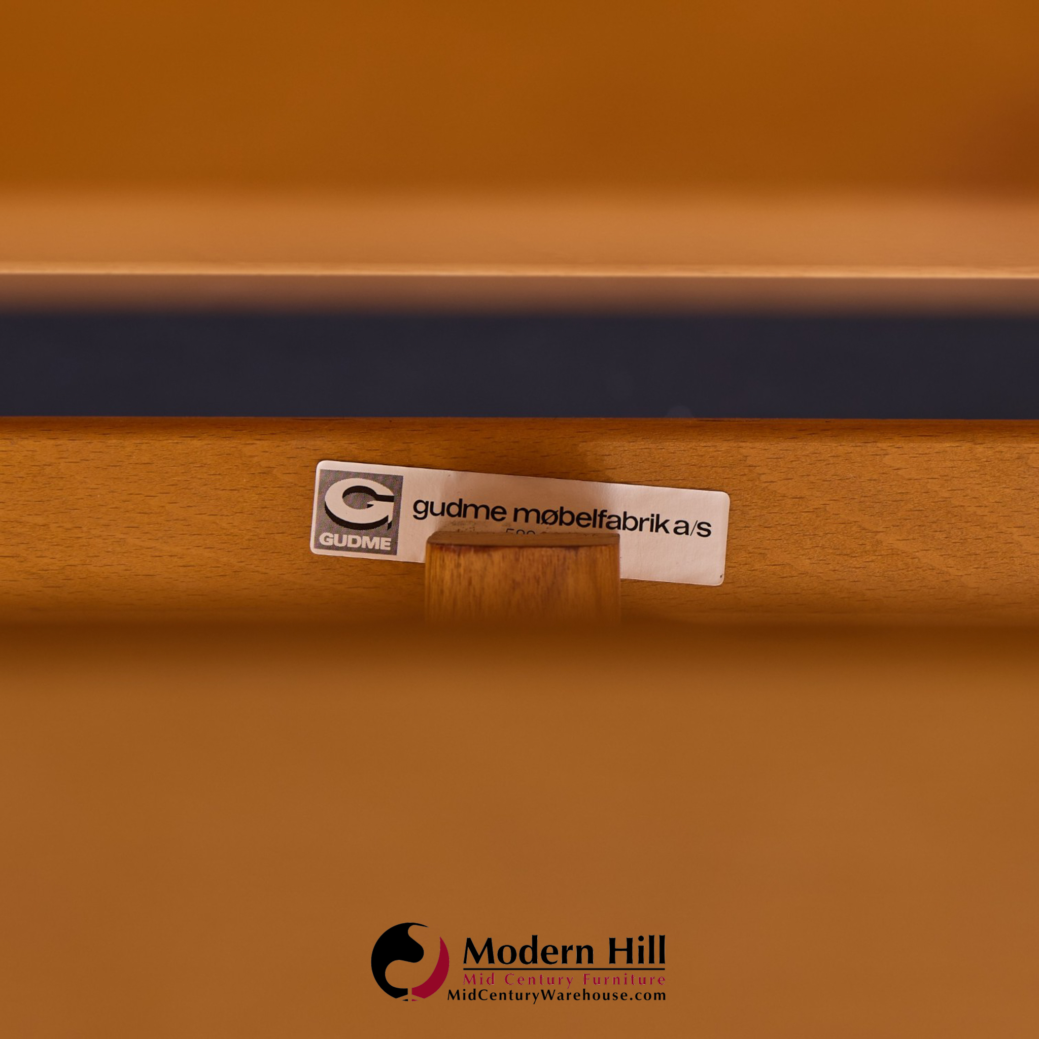 Gudme Møbelfabrik Mid Century Teak Expanding Dining Table with 2 Leaves