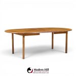 Jack Cartwright for Founders Style Mid Century Oak Expanding Dining Table with 2 Leaves