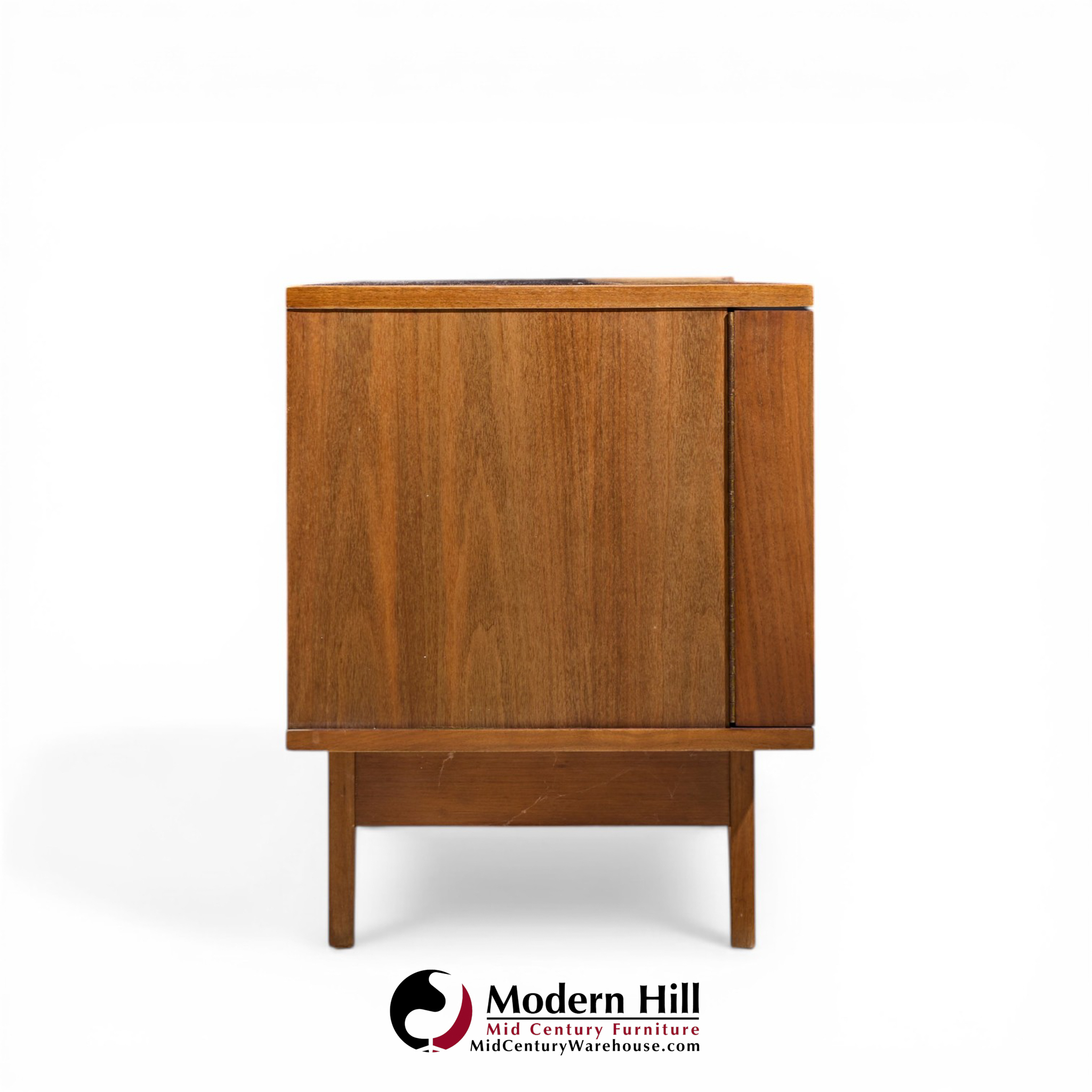 young manufacturing mid century credenza and hutch