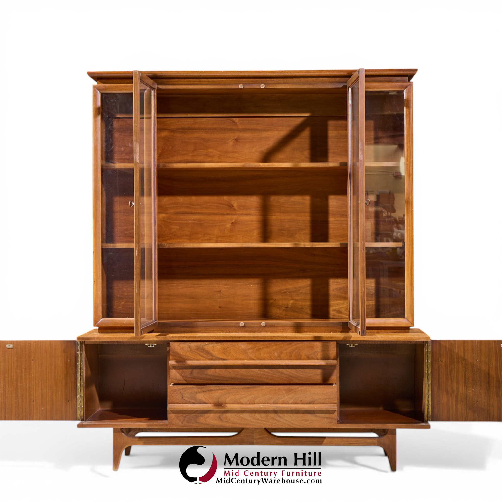 young manufacturing mid century credenza and hutch