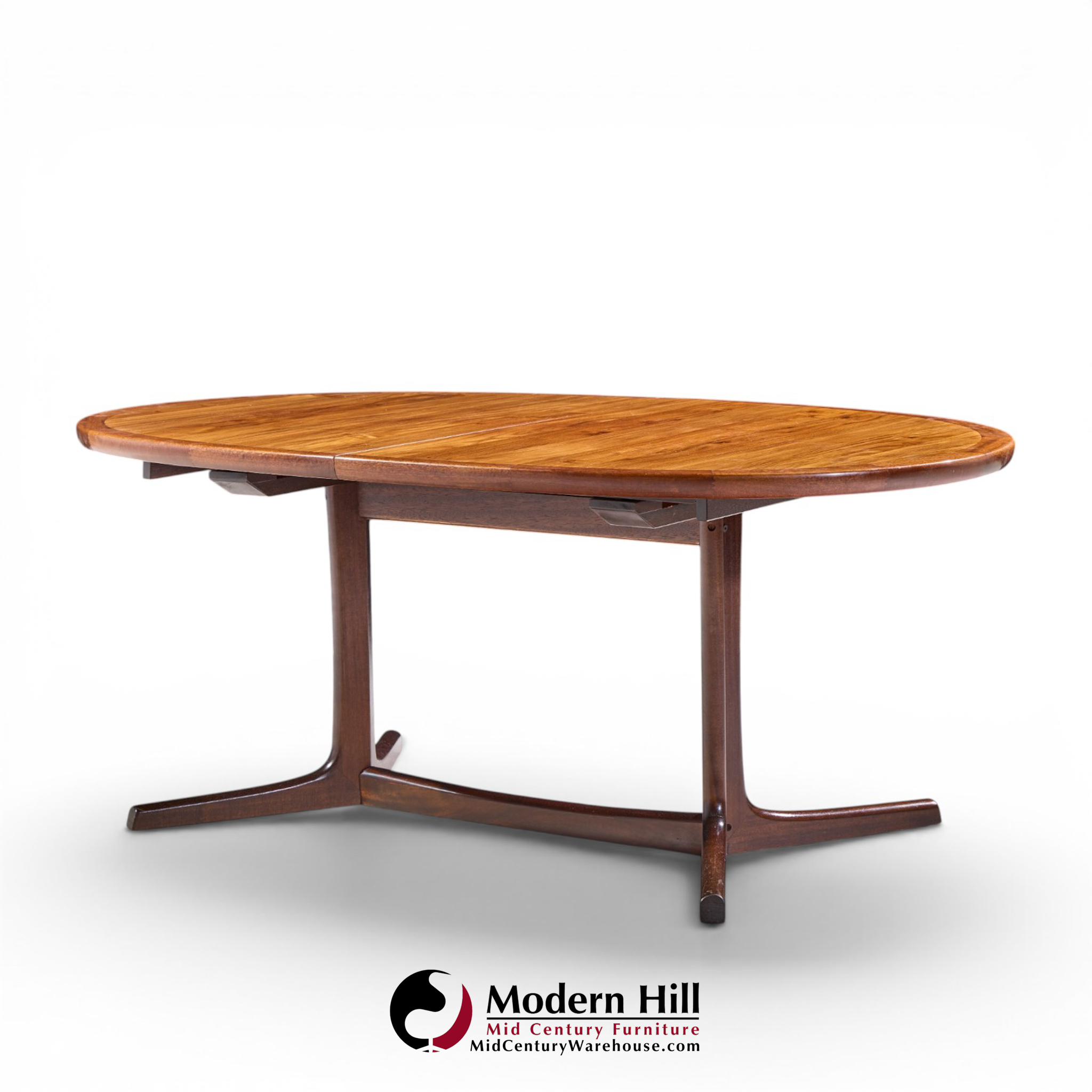 dyrlund style mid century danish rosewood expanding dining table with 2 leaves