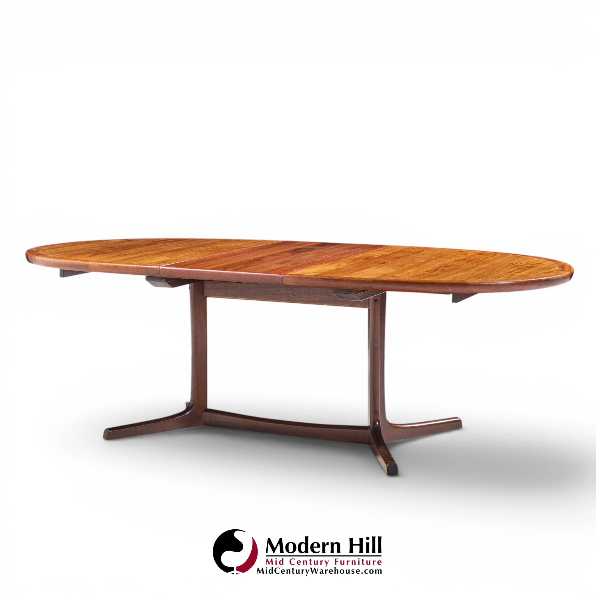 dyrlund style mid century danish rosewood expanding dining table with 2 leaves