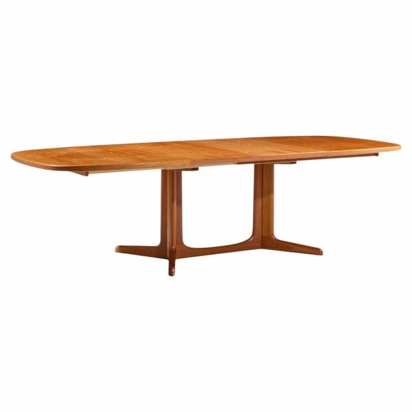gudme møbelfabrik mid century teak expanding dining table with 2 leaves