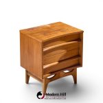 young manufacturing mid century walnut curved front nightstands - pair