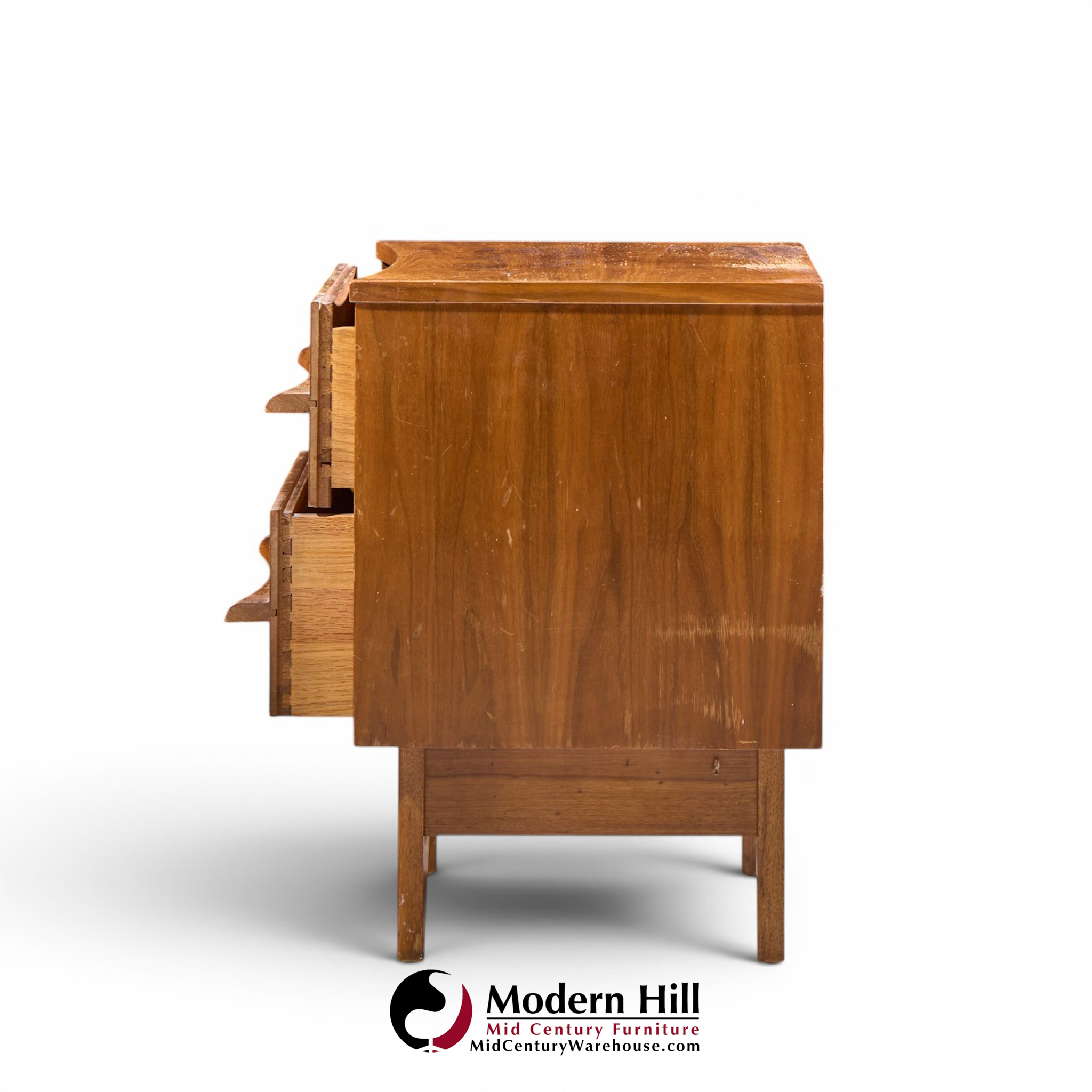 young manufacturing mid century walnut curved front nightstands - pair