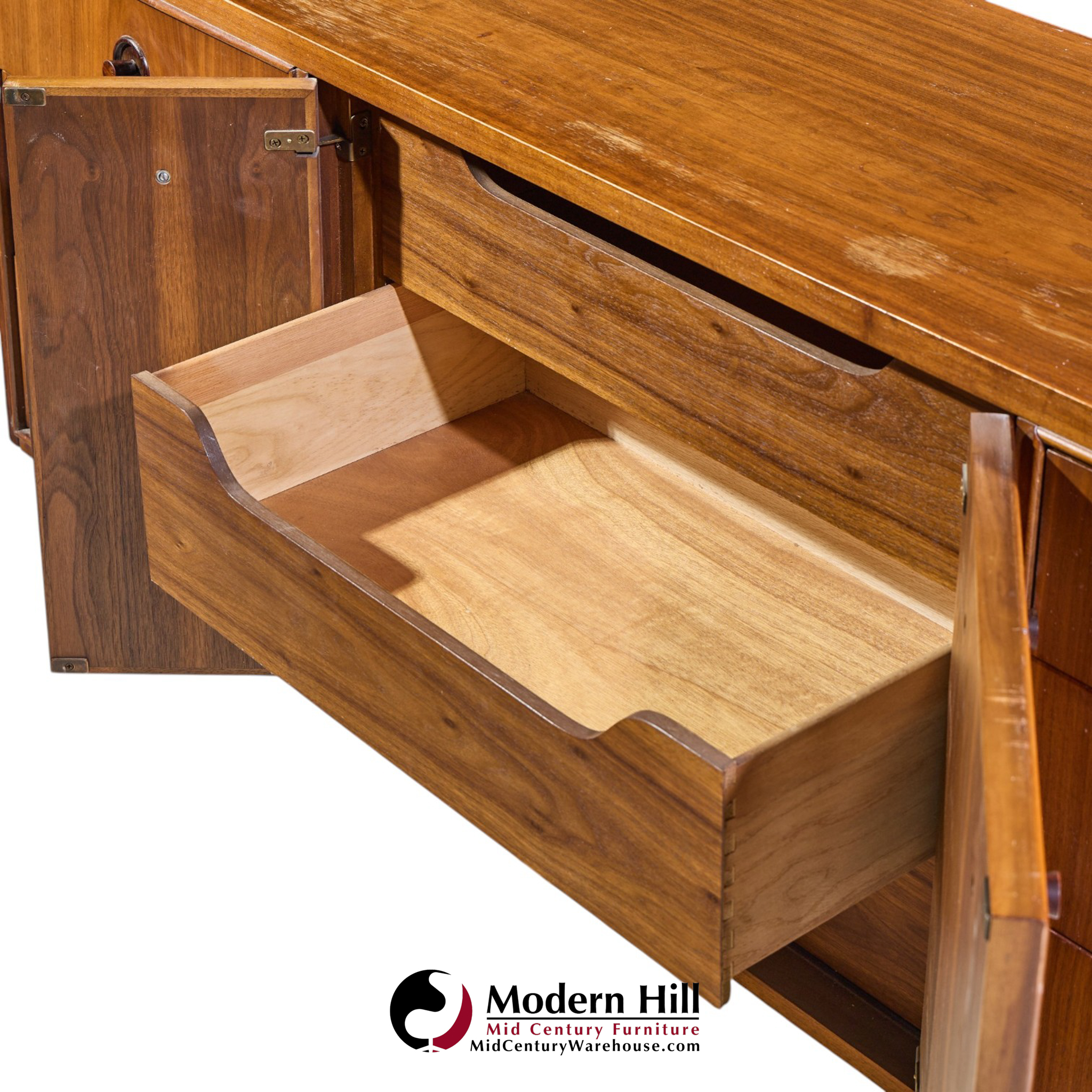 kroehler mid century rosewood and walnut lowboy dresser