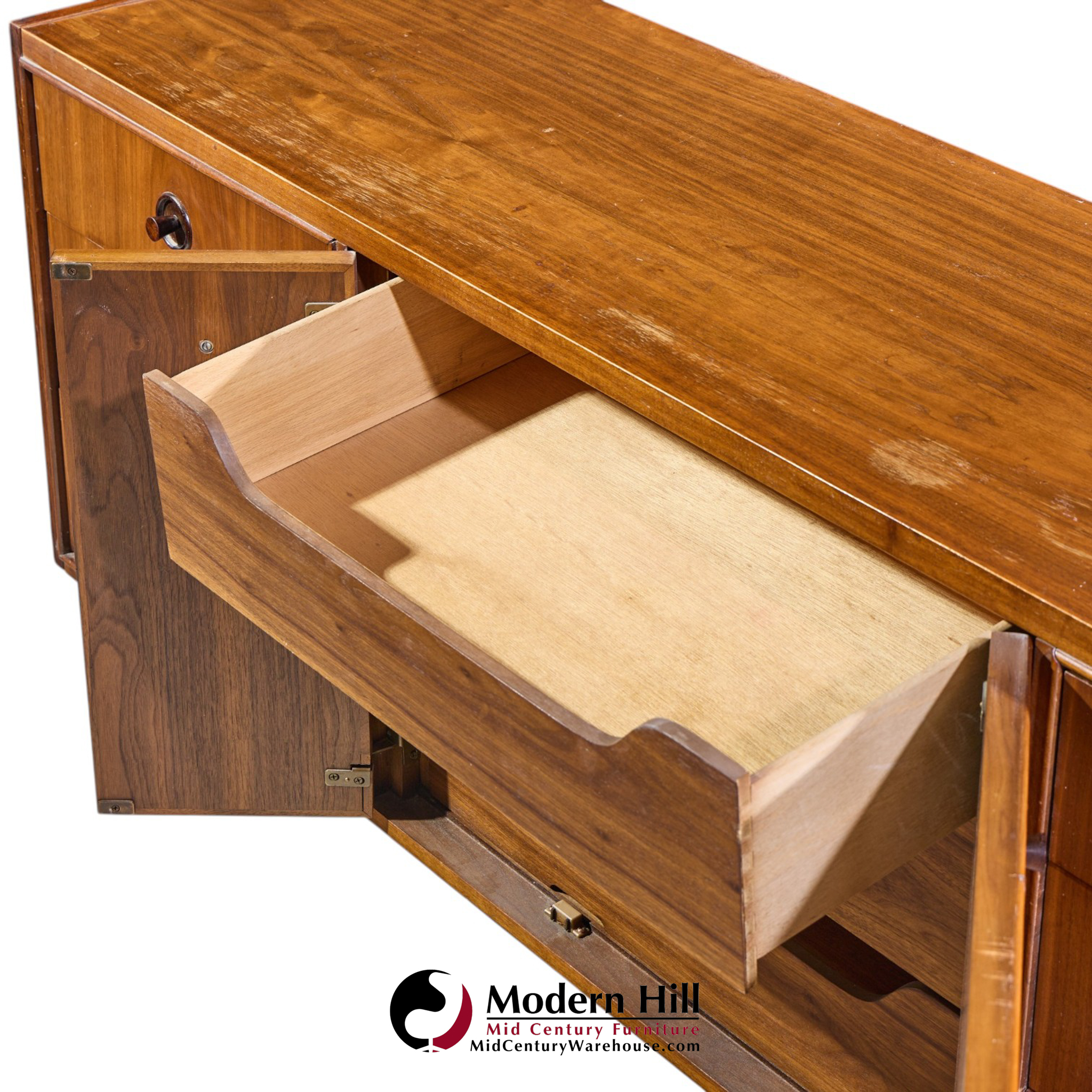 kroehler mid century rosewood and walnut lowboy dresser