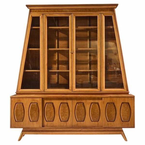 young manufacturing mid century walnut and burlwood sliding door credenza and hutch