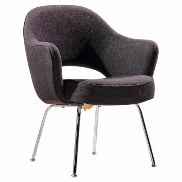 eero saarinen for knoll mid century executive dining chair