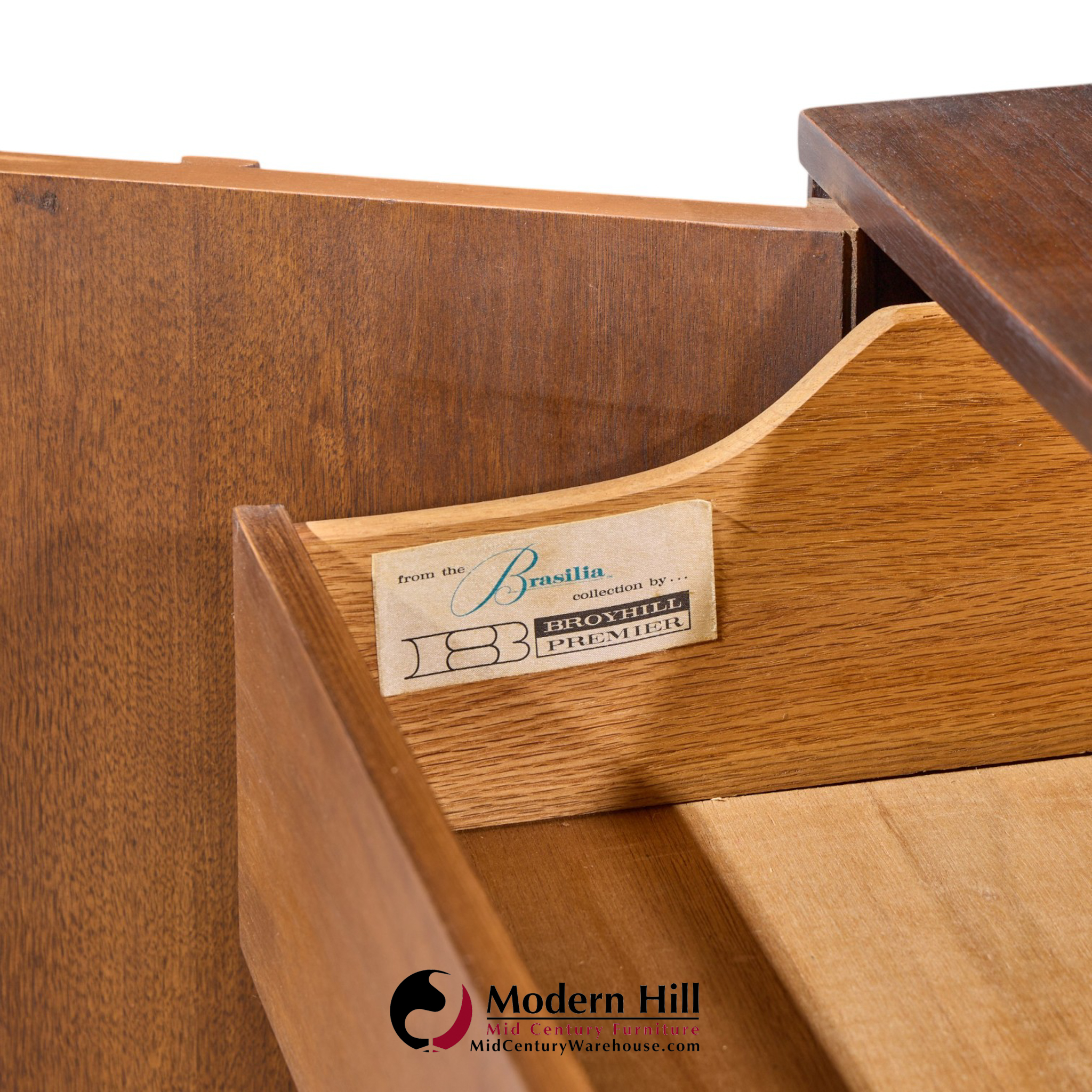 broyhill brasilia mid century walnut credenza